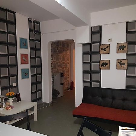 Vogue Hostel บูคาเรสต์ ภายนอก รูปภาพ